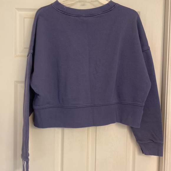 Adidas crop sweatshirt size medium - Picture 2 of 5